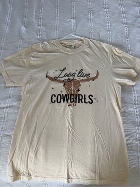 Pink Lily Cream Long Live Cowgirls Graphic Tee